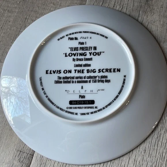 Elvis Presley Loving You Plate - Picture 4 of 9
